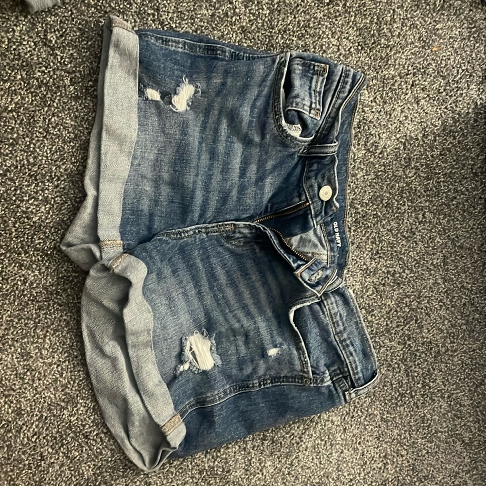 Old Navy shorts. Size 4